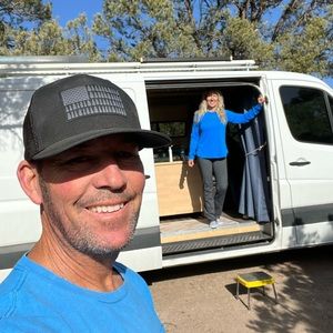 Meet your Posher, In we go